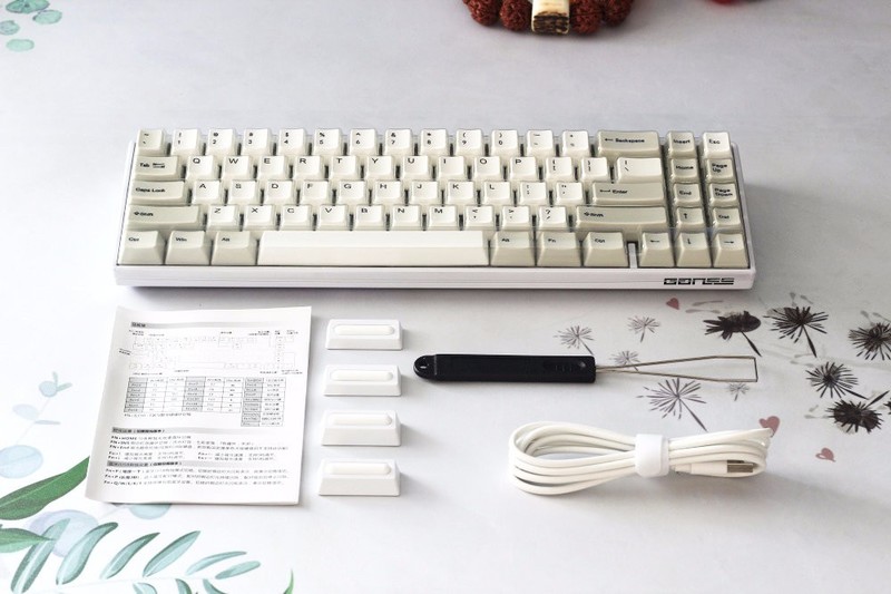 【單擺出品】GANSS ALT 71D 蓝牙双模键盘评测分享