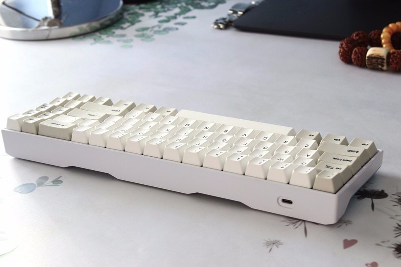 【單擺出品】GANSS ALT 71D 蓝牙双模键盘评测分享