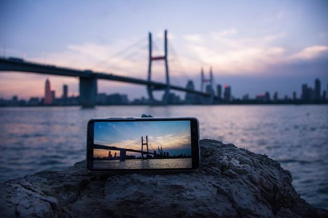 魅族17能否力揽狂澜？除了挖孔屏，或许这几点设计成关键因素