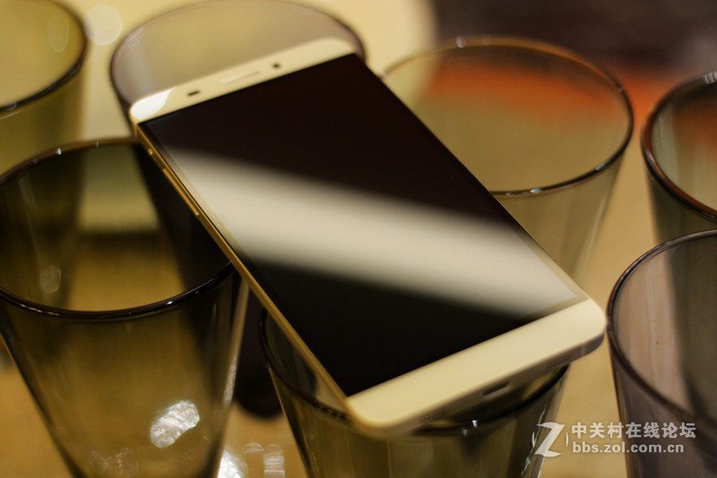 孤独行者--乐视超级手机1客观分析