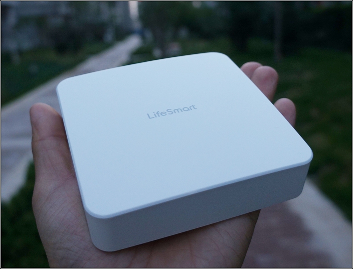 打造私人梦幻空间——lifesmart智能灯泡套装体验