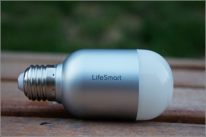 打造私人梦幻空间——lifesmart智能灯泡套装体验