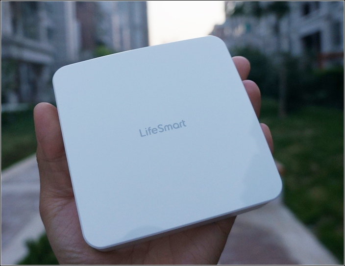 打造私人梦幻空间——lifesmart智能灯泡套装体验