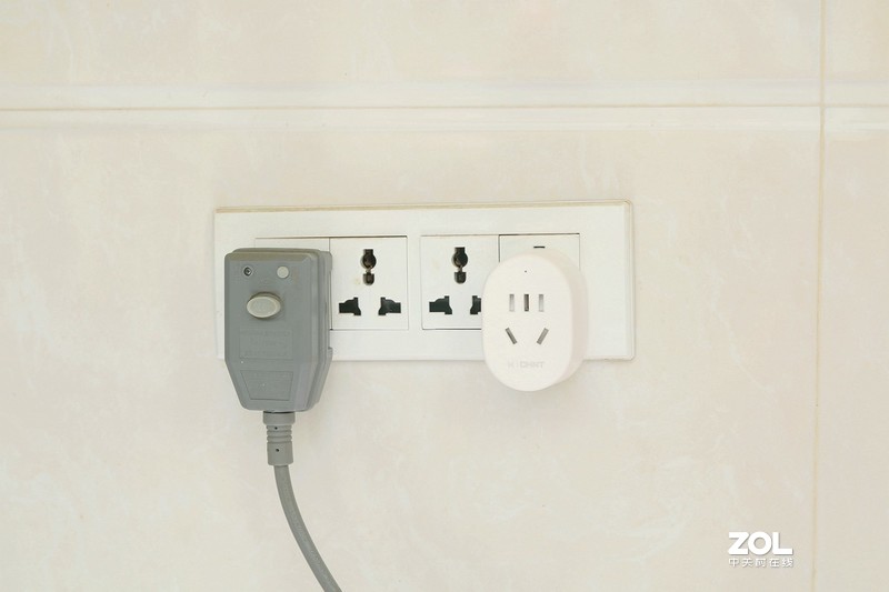 一招即可体验智能生活，HUAWEI HiLink正泰智能插座/插排有意思