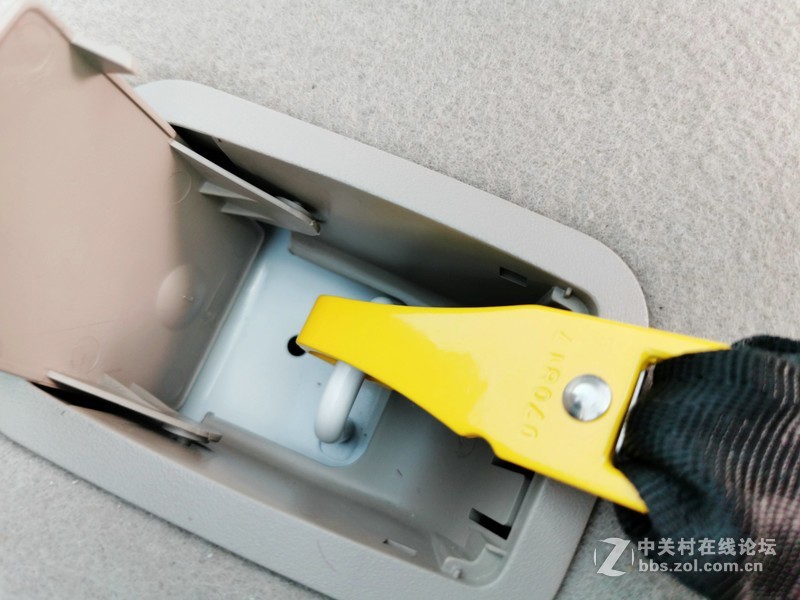 买得起奥迪，买得起奔驰！却舍不得一台安全座椅！