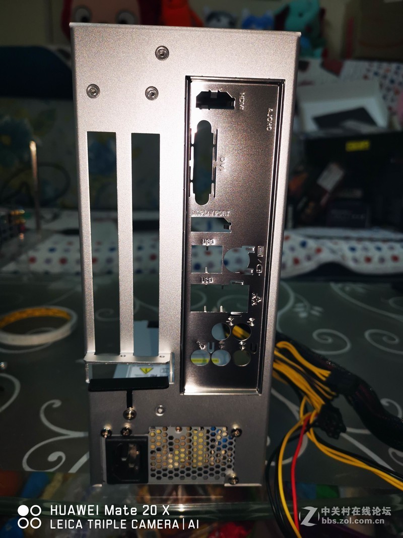 酷鱼S3迷你ITX机箱装机实战（更新测试功耗图）