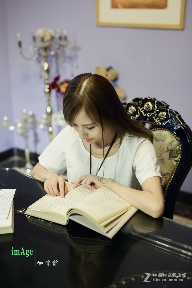 适马50mm f/1.4 DG HSM{Lily image 咖啡馆...人像}