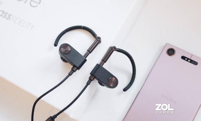送健身男友什么礼物好？运动者最无法抵抗的四款蓝牙耳机