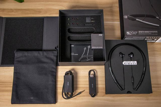 AKG N200NC 颈挂式降噪耳机上手测评，音质与实用性兼得的耳机