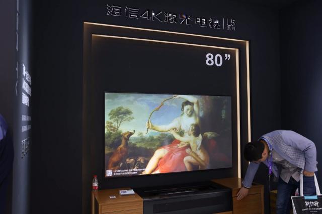 惊艳 4K新品激光电视亮相AWE 2019