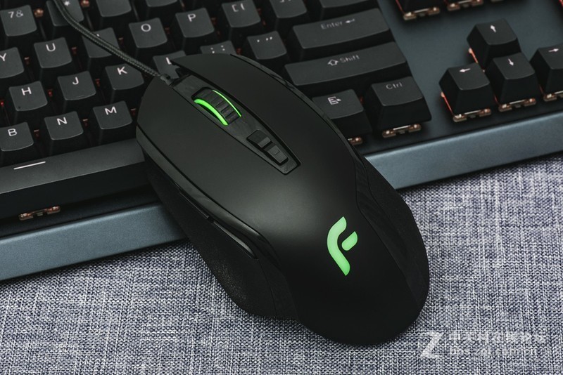 别迷信老司机，选游戏鼠标不求人，看懂这些就够了