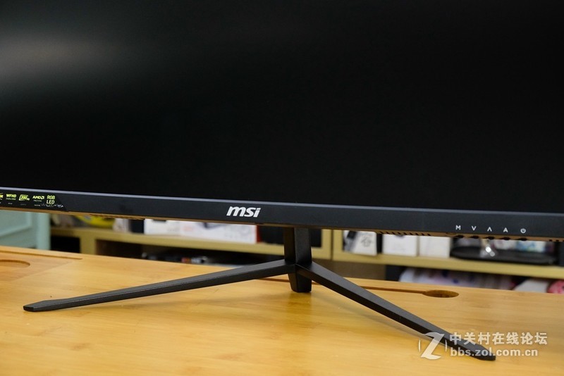 微星电竞显示器PAG301CR体验：超宽曲面屏，200Hz体验丝般顺滑