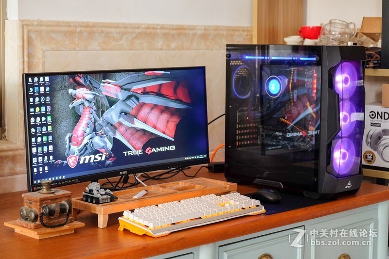 微星电竞显示器PAG301CR体验：超宽曲面屏，200Hz体验丝般顺滑