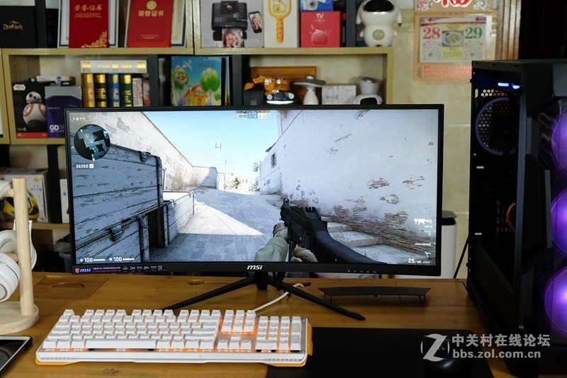 微星电竞显示器PAG301CR体验：超宽曲面屏，200Hz体验丝般顺滑