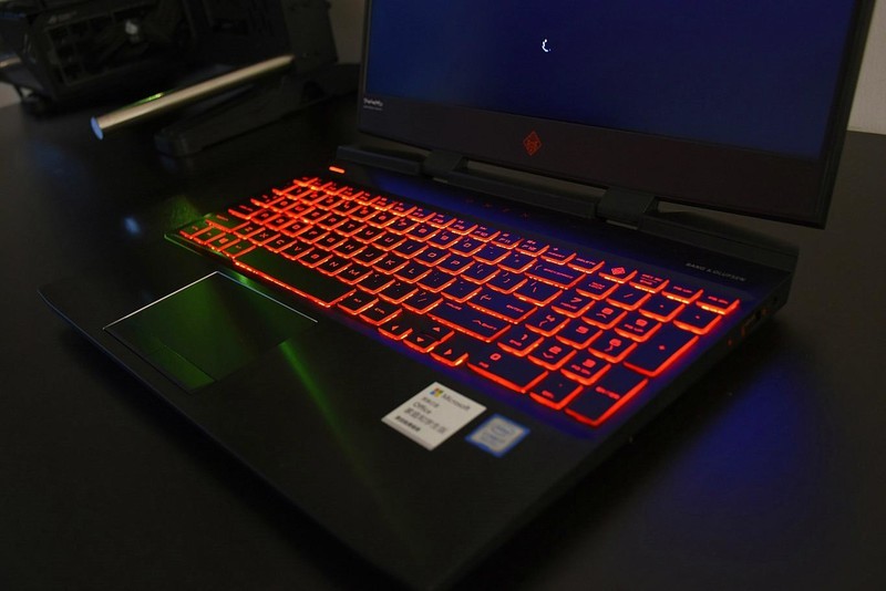 HP 惠普 暗影精灵4 Pro RTX2060显卡游戏本体验