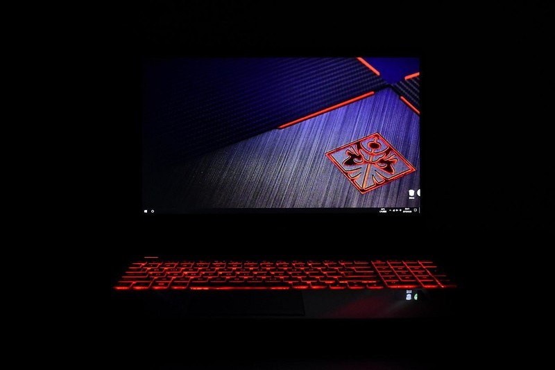 HP 惠普 暗影精灵4 Pro RTX2060显卡游戏本体验