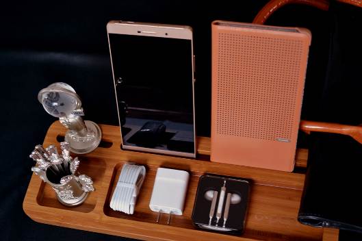 有身份有情怀  体验华为P8max高端商务魅力