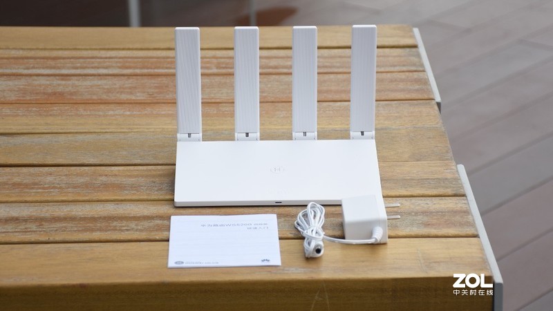 华为路由WS5200四核版：中小户型的网络助理