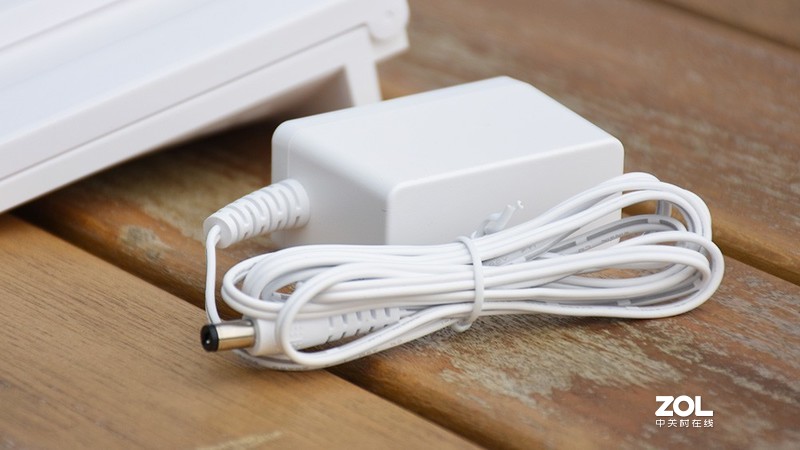 华为路由WS5200四核版：中小户型的网络助理