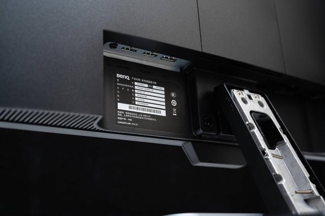 继续细分显示器新品类，明基EW2780Q护眼娱乐工作两不误