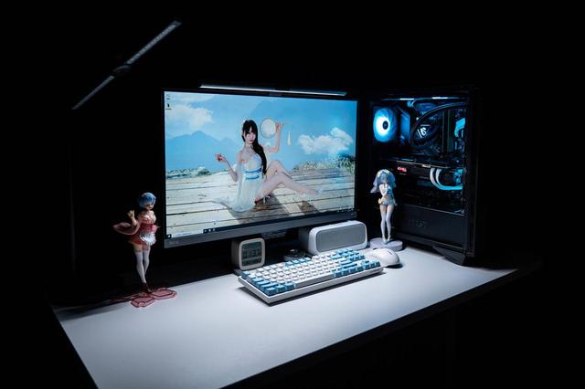 继续细分显示器新品类，明基EW2780Q护眼娱乐工作两不误