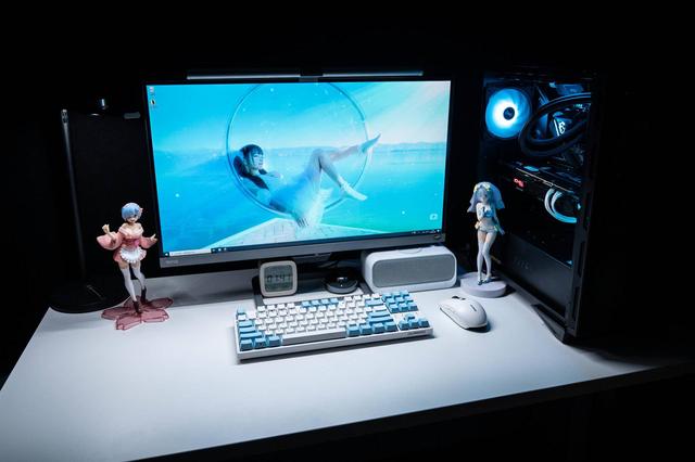 继续细分显示器新品类，明基EW2780Q护眼娱乐工作两不误