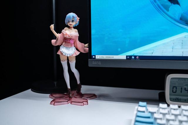 继续细分显示器新品类，明基EW2780Q护眼娱乐工作两不误