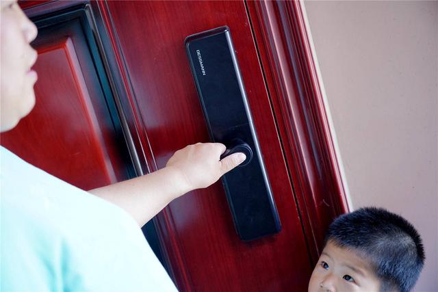 多种开锁方式，拒绝小黑盒，便捷更安全--德施曼T91P分享