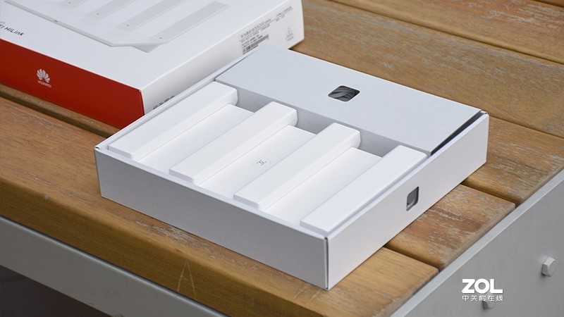 华为路由WS5200四核版：中小户型的网络助理