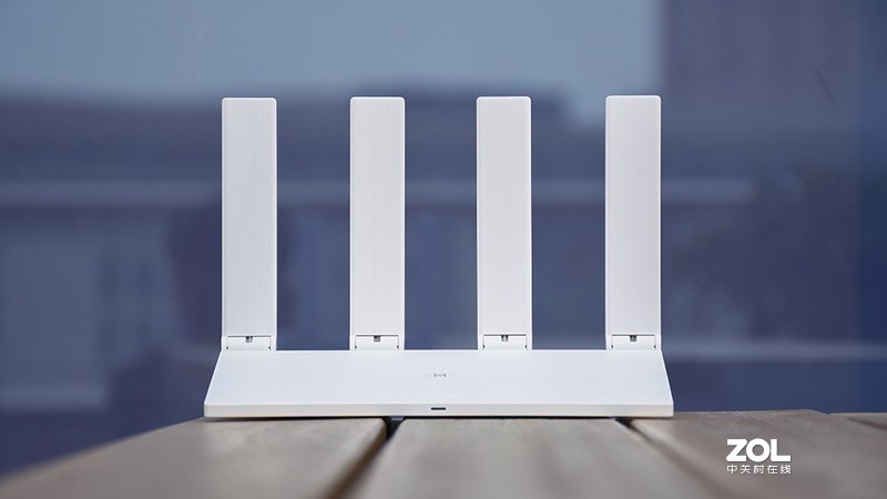 华为路由WS5200四核版：中小户型的网络助理