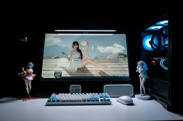 继续细分显示器新品类，明基EW2780Q护眼娱乐工作两不误