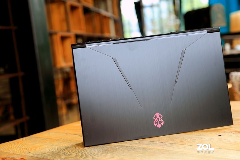 把台式机配件装在笔记本中的体验，火影B9上手