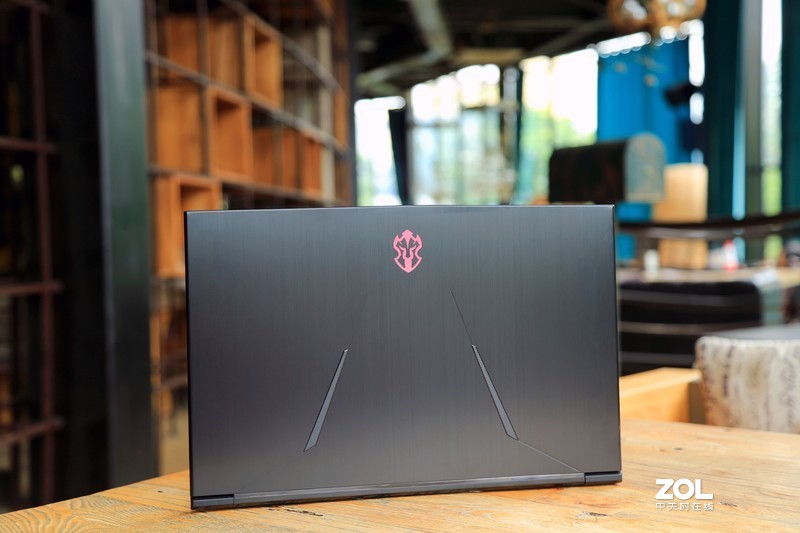 把台式机配件装在笔记本中的体验，火影B9上手