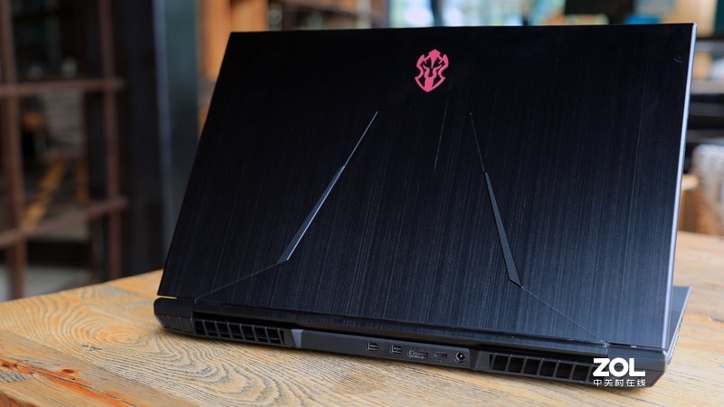 把台式机配件装在笔记本中的体验，火影B9上手