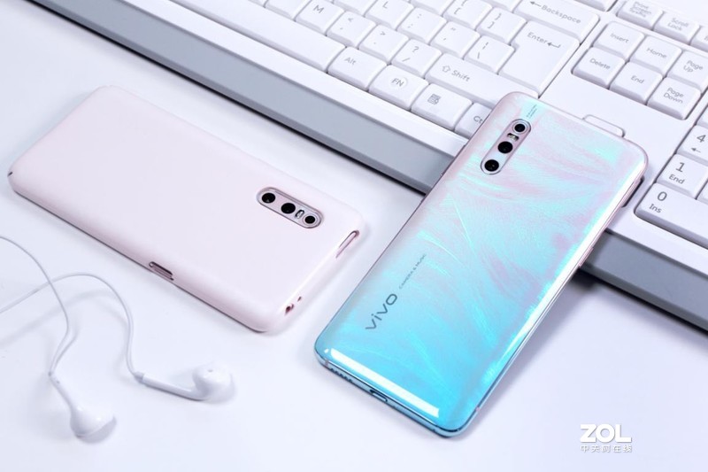 你的夏天是什么颜色？vivo X27印象夏日版，你的季节时尚单品