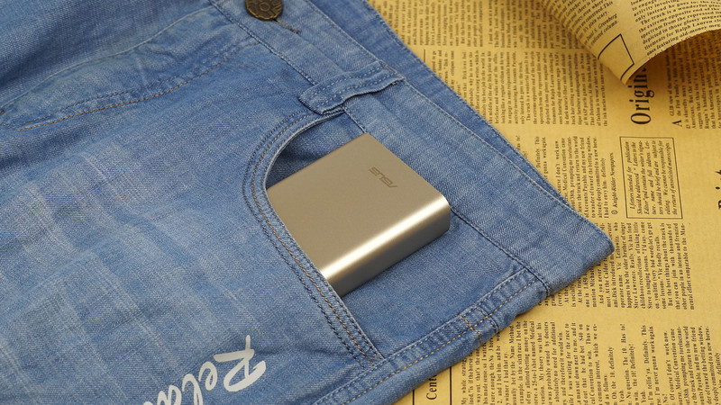 华硕 ZenPower 充电体验  两款上万毫安时电源对比测试