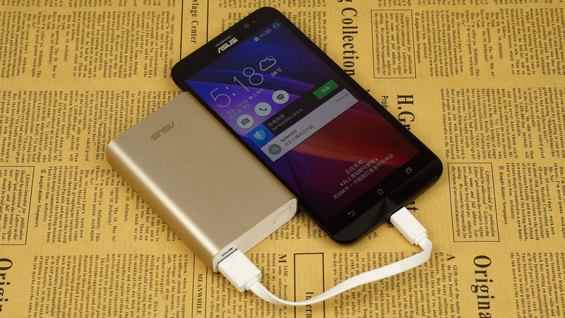 华硕 ZenPower 充电体验  两款上万毫安时电源对比测试