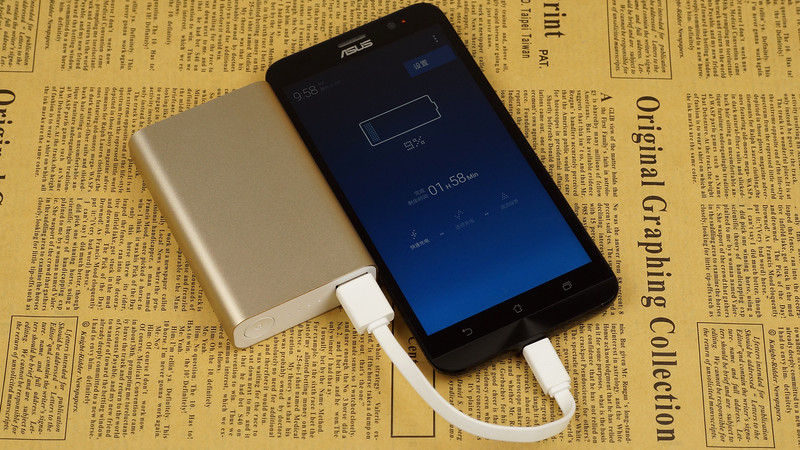 华硕 ZenPower 充电体验  两款上万毫安时电源对比测试