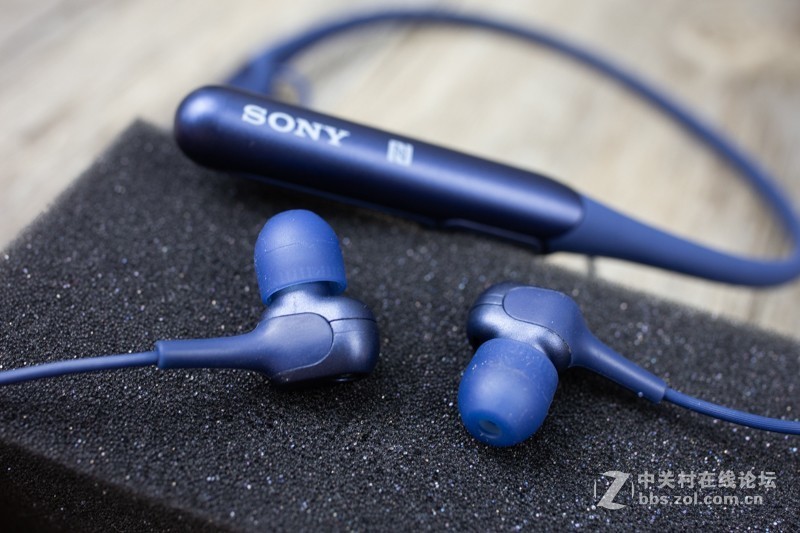 为了通勤，我入了降噪耳机，简评索尼WI-C600N