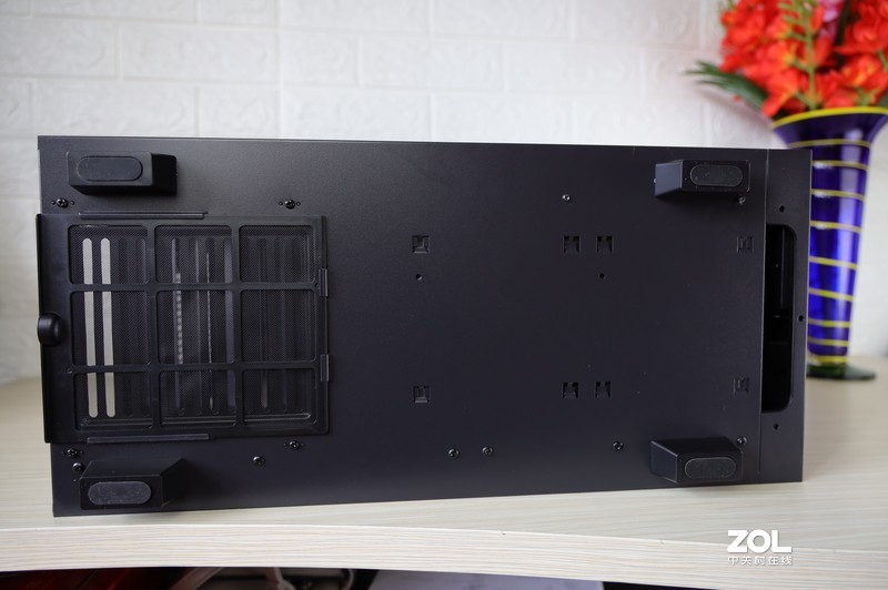 显卡竖装 顶置IO 领跑ATX3.0时代机箱鑫谷开元K1开箱首晒