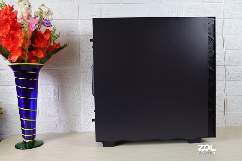 显卡竖装 顶置IO 领跑ATX3.0时代机箱鑫谷开元K1开箱首晒