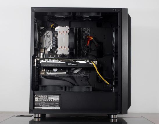 ATX2.0与ATX3.0机箱烤机温度对比测试，竖装显卡真的会把风挡死？