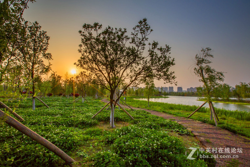 热烈祝贺中关村湖南地方站星空(中国)开坛！