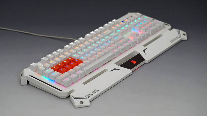 血手幽灵B740光轴机械键盘进阶评测   视频加拆解