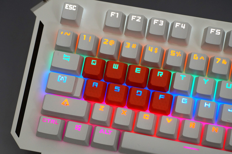 血手幽灵B740光轴机械键盘进阶评测   视频加拆解