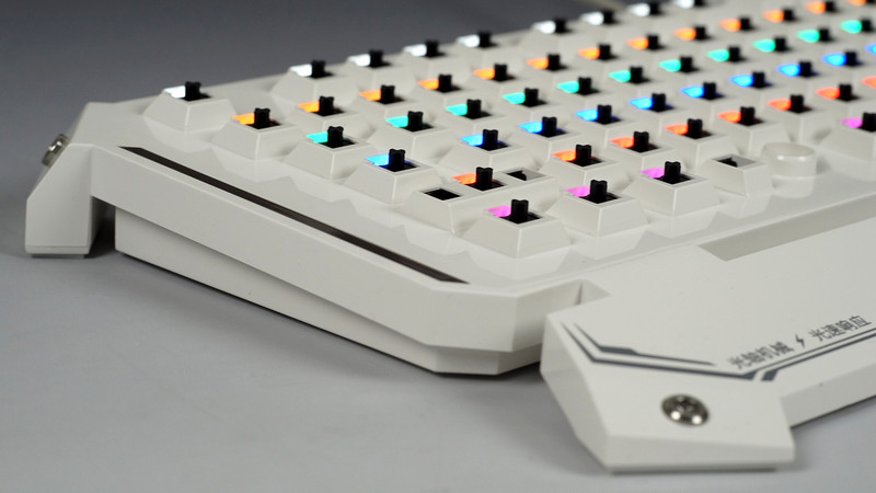 血手幽灵B740光轴机械键盘进阶评测   视频加拆解