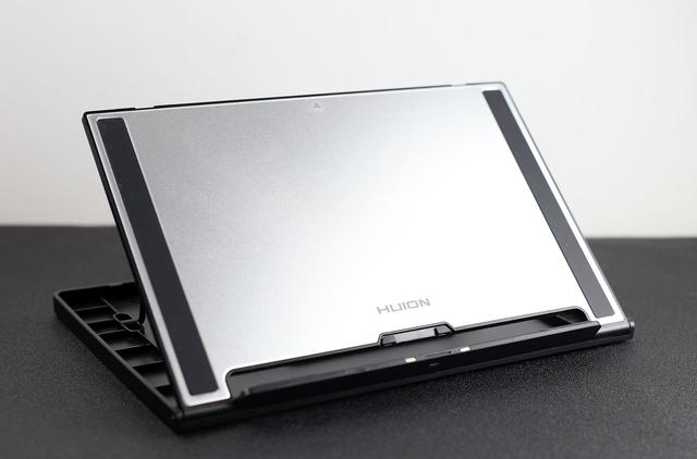 绘王-凯卓Kamvas Pro 16数位屏体验：轻薄便携、功能强大的绘画工具