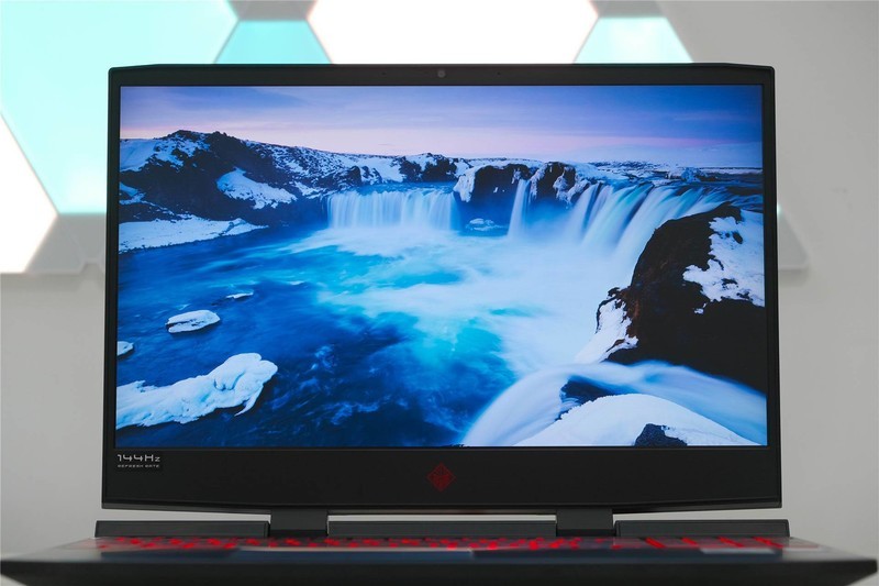 老玩家爽翻了，惠普暗影精灵5体验《全战三国》