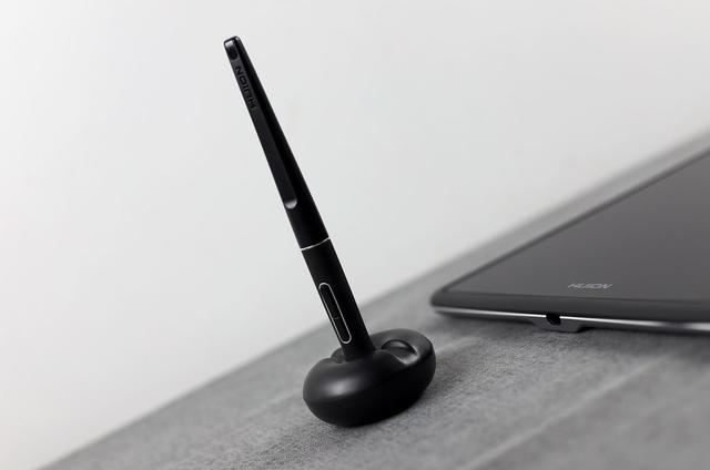 绘王-凯卓Kamvas Pro 16数位屏体验：轻薄便携、功能强大的绘画工具