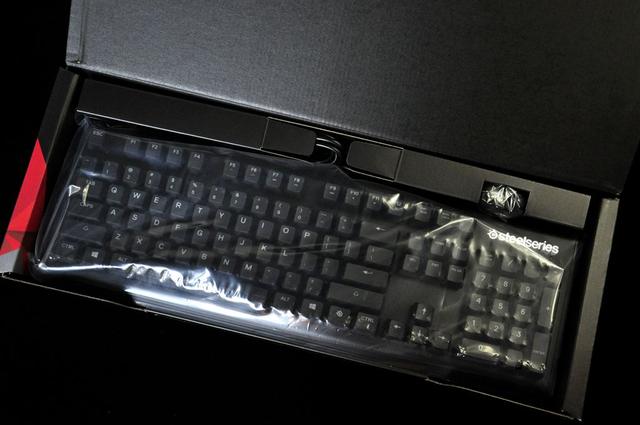 高冷范，赛睿APEX  M750机械键盘开箱